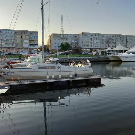 Sy Lotus Båthotell Mangalia